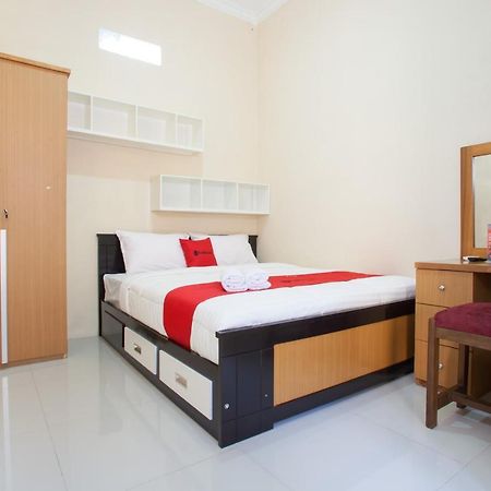 Reddoorz Syariah Near Untag Banyuwangi Otel Banyuwangi  Dış mekan fotoğraf