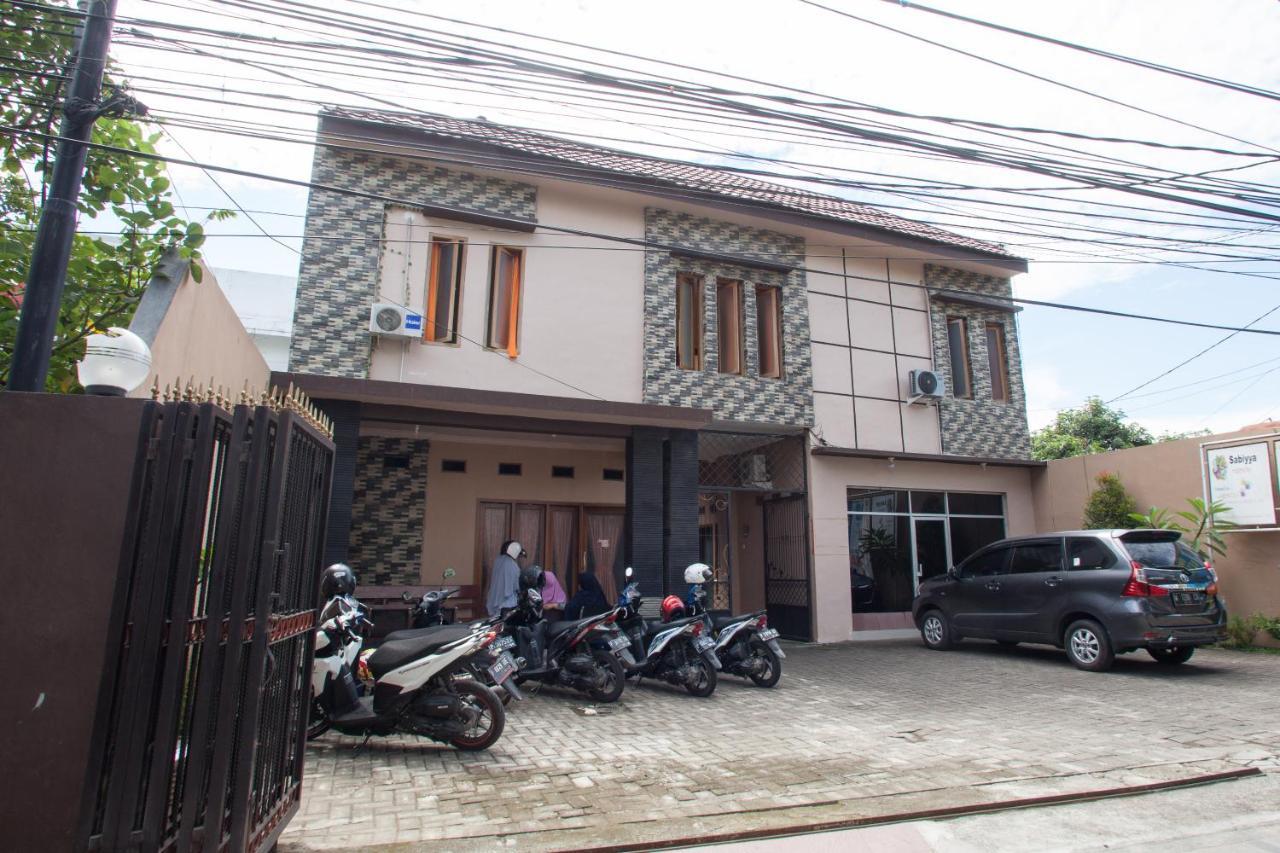 Reddoorz Syariah Near Untag Banyuwangi Otel Banyuwangi  Dış mekan fotoğraf